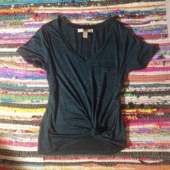 Forever 21 Tops - F21 Heathered Black&Teal V-Neck Tee